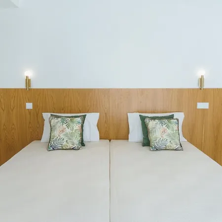 Marisol Mar ナザレ